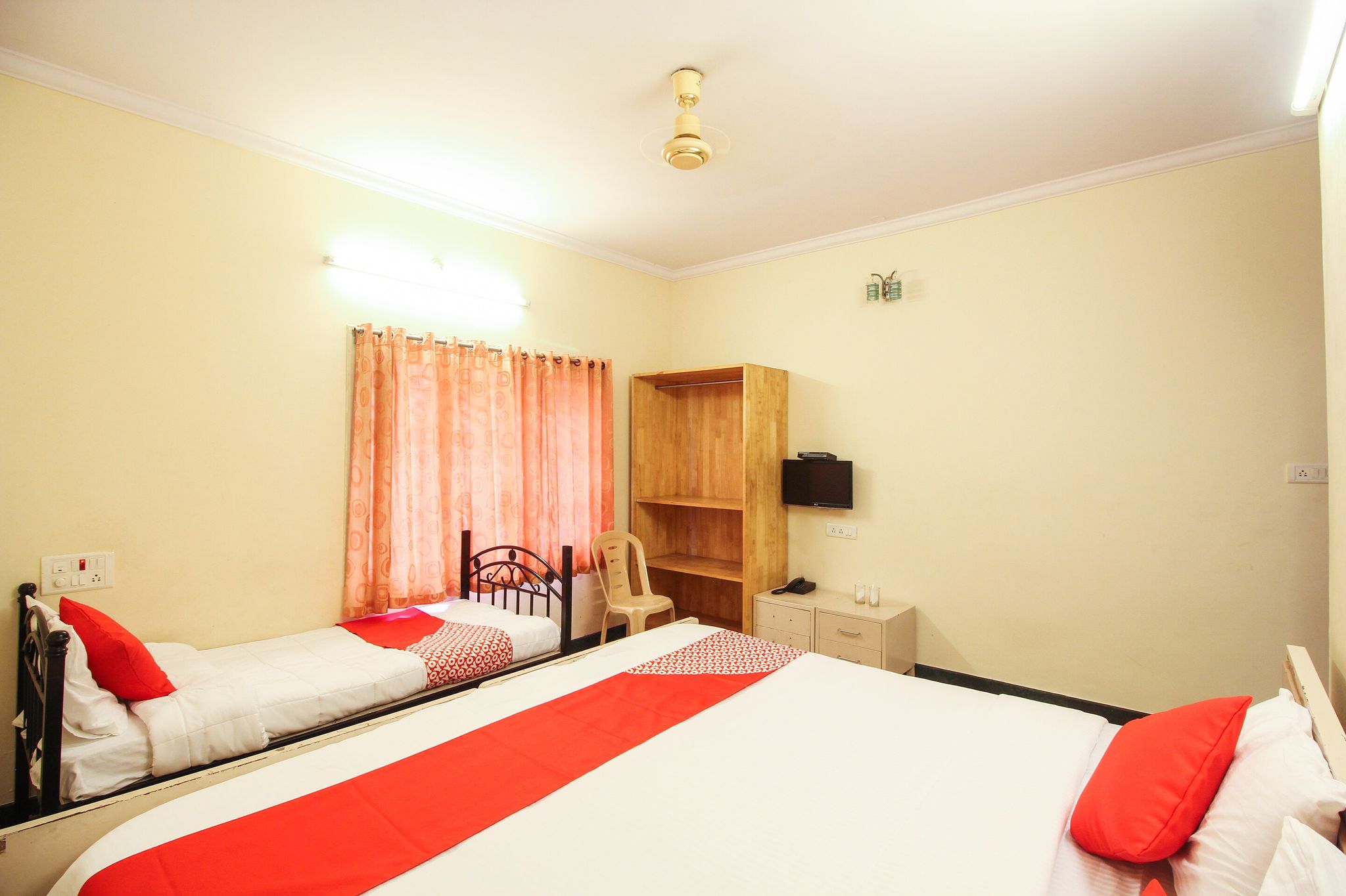 Hotel O Kingston Residency Classic 9