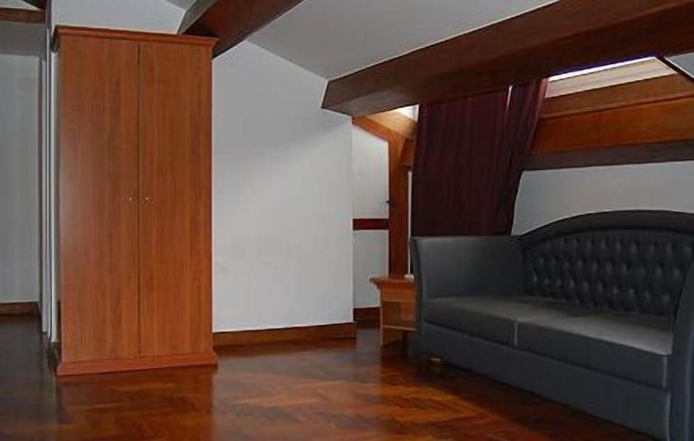 Suite Artis Barberini Suite (no elevator) 8