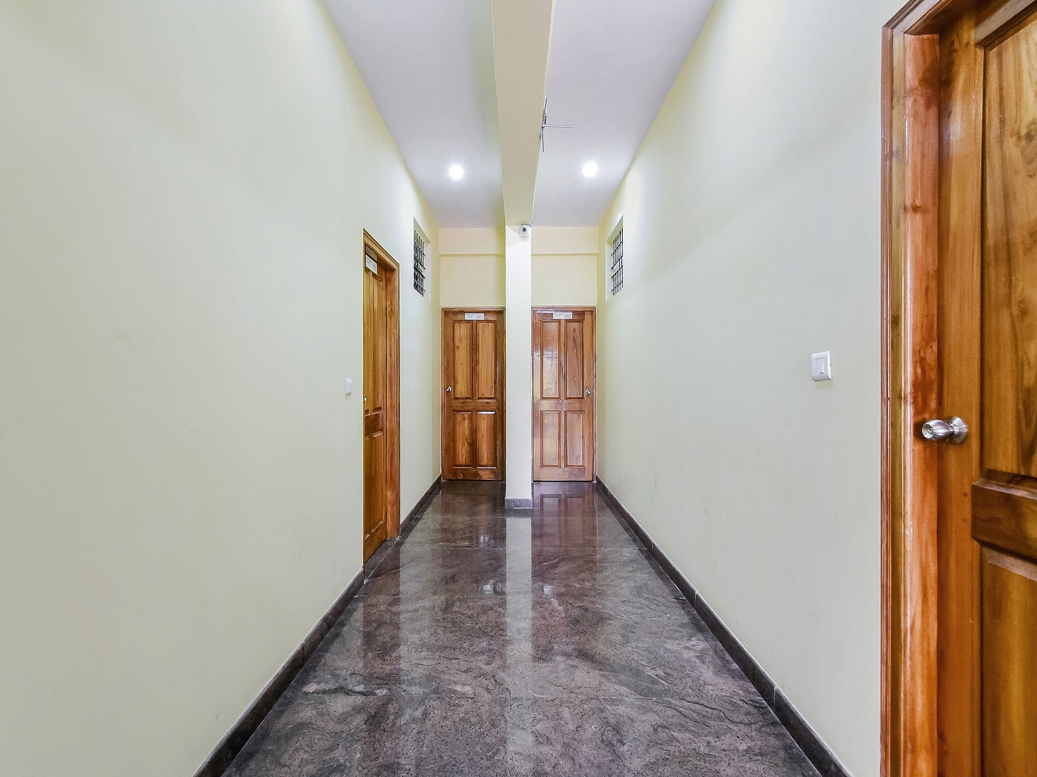 undefined Golden Nest 2