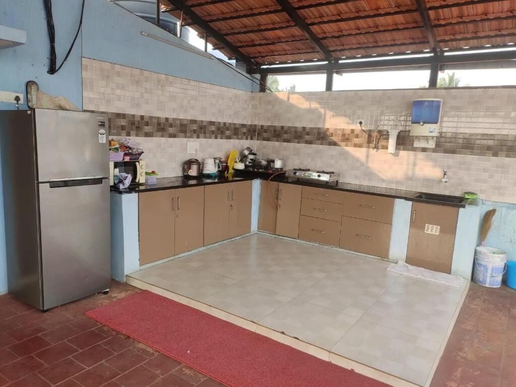 undefined Golden Nest 6