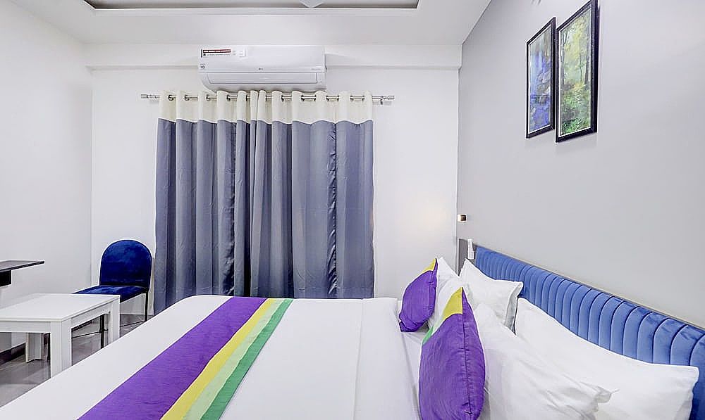 Treebo Finesta Suites, Nagpur Airport Standard Double Room 9