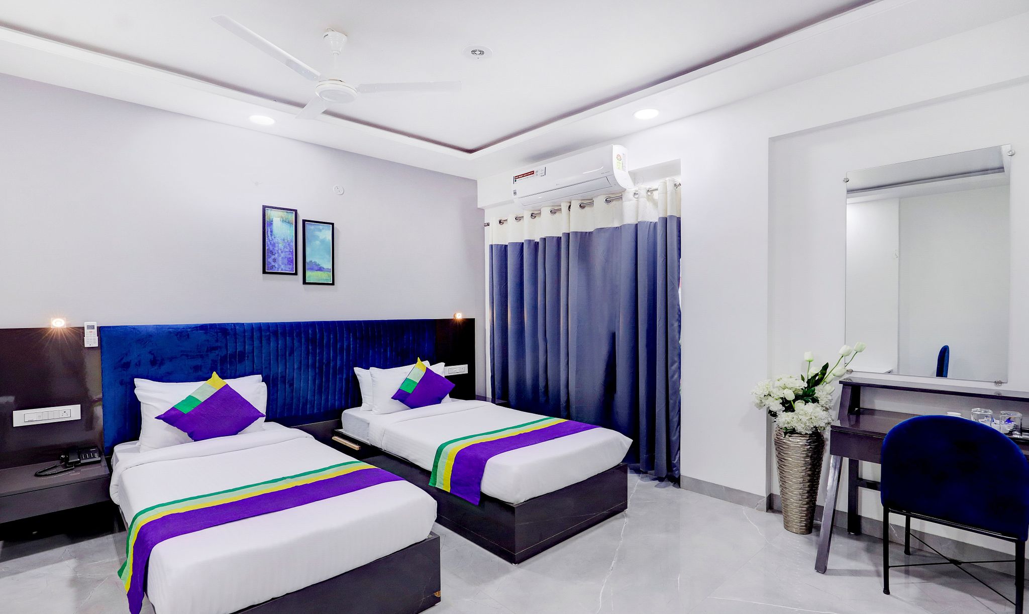 Treebo Finesta Suites, Nagpur Airport Standard Double Room 2