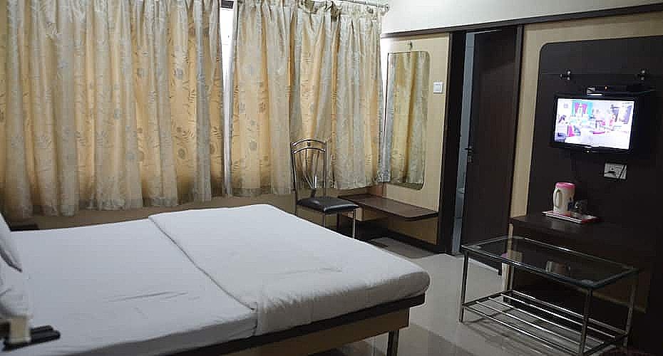 undefined Hotel Renuka Inn 10