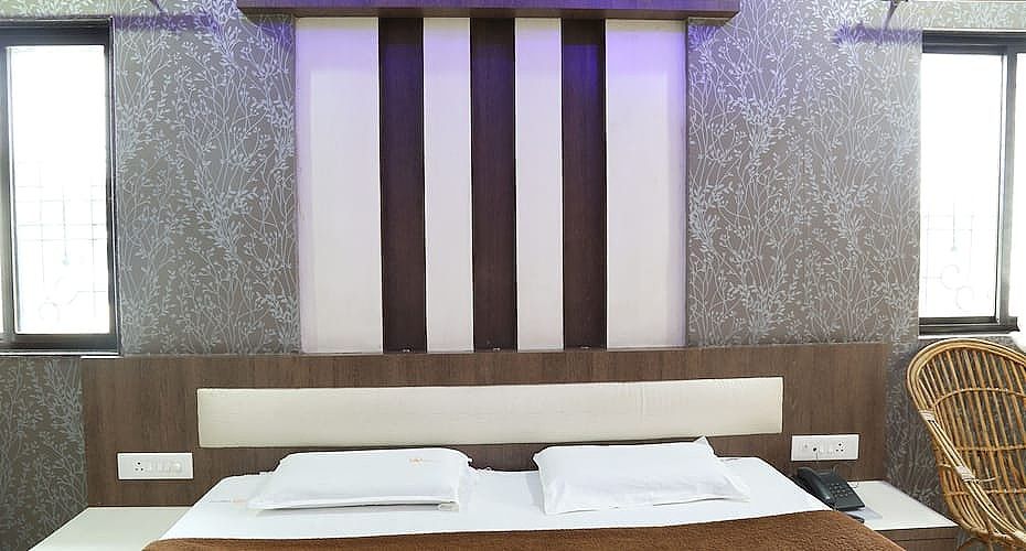 HOTEL NORTH VIEW QUEEN SUITE 5