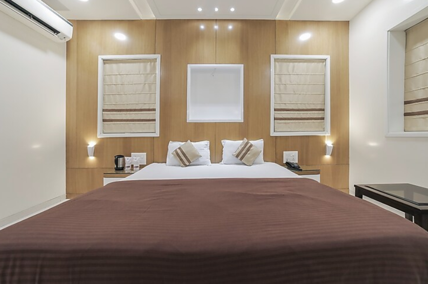 HOTEL NORTH VIEW QUEEN SUITE 2