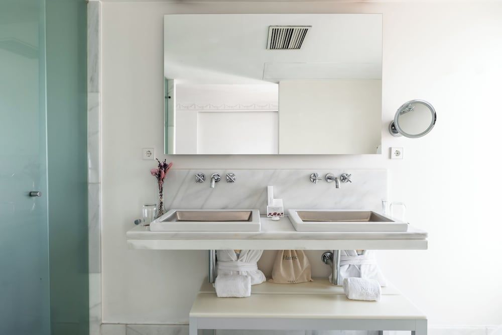 Hospes Puerta de Alcalá, a Member of Design Hotels Dreamer 4