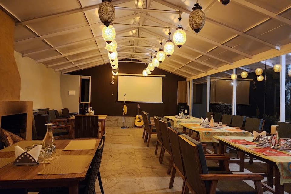 Food & Dining
