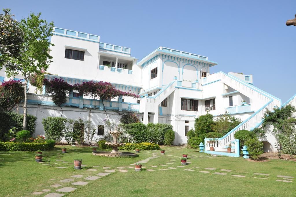 Nalagarh Heritage Resorts