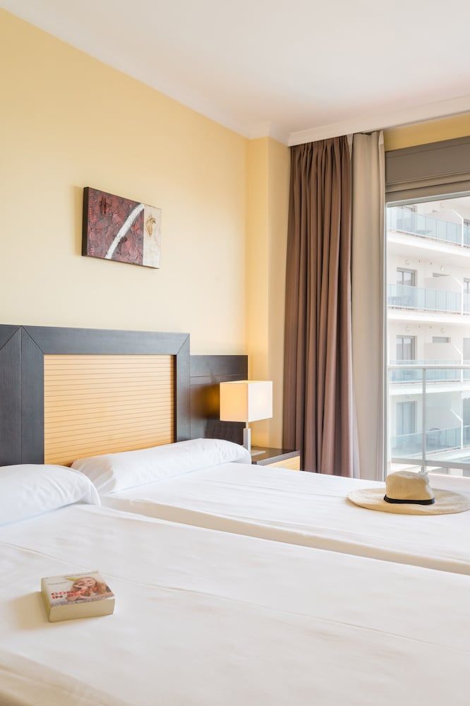 Pierre & Vacances Benalmadena Principe Apartment, 1 Bedroom, Balcony 2