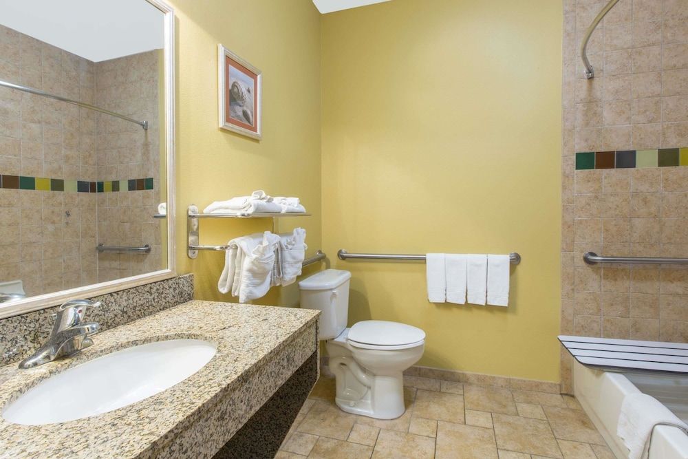 Room, 2 Queen Beds, Accessible