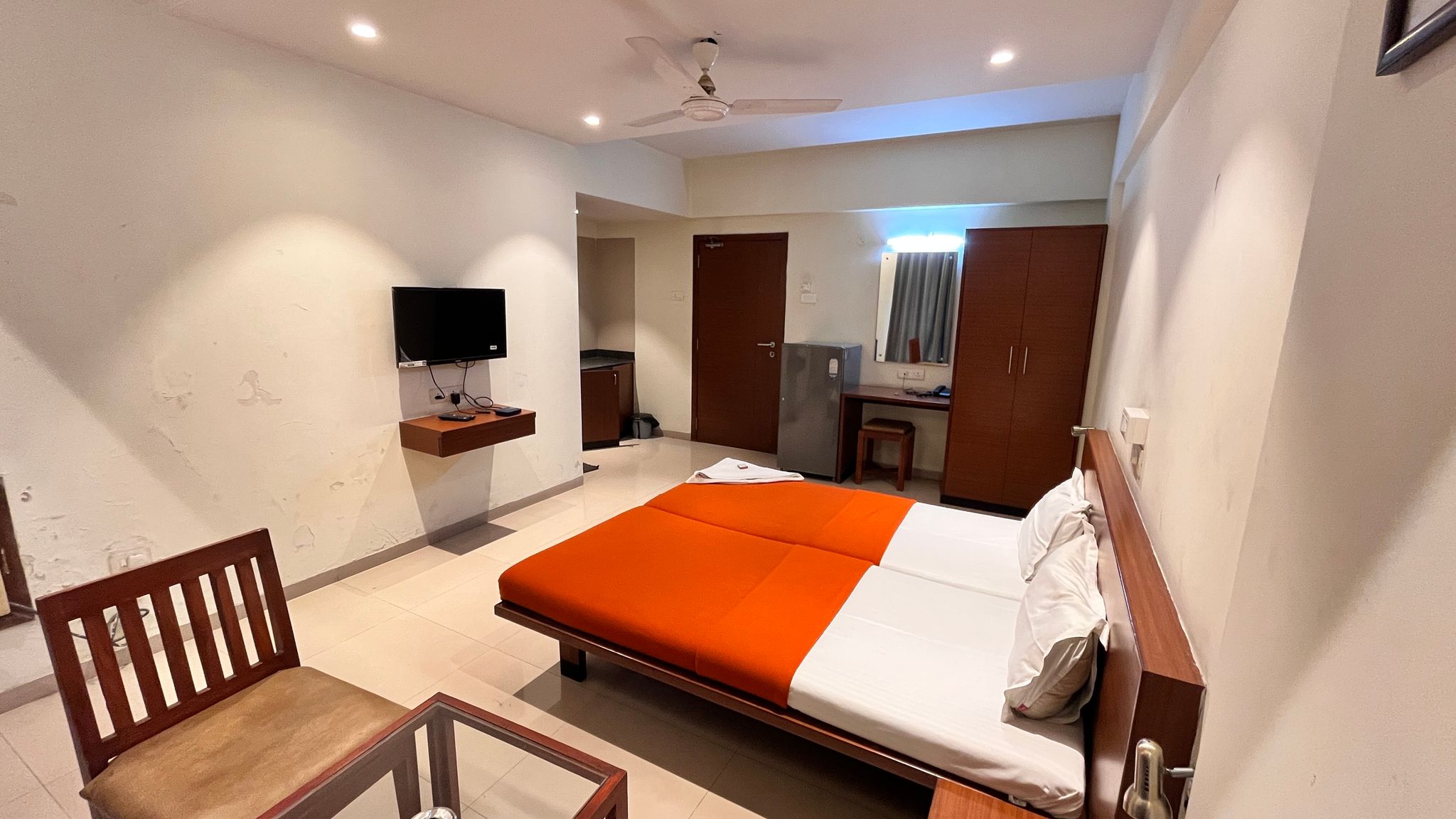 Hotel Sumanchandra Suites NON AC Room 4