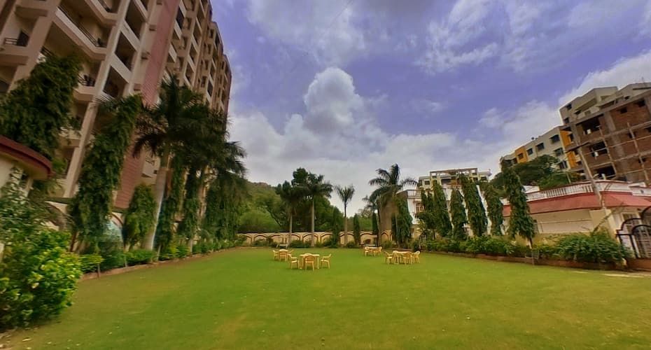 undefined Hotel Garden View 4