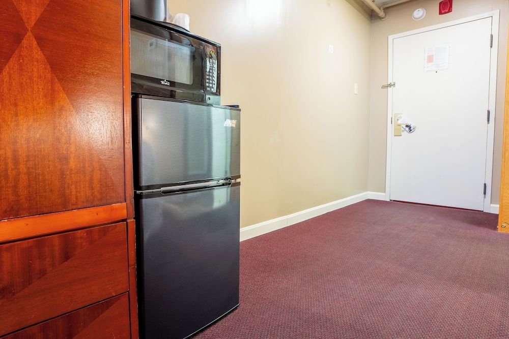 Fireside Inn & Suites West Lebanon Premium Room, 1 King Bed 5