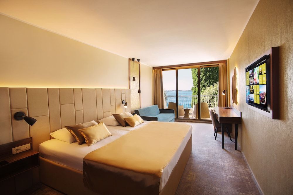 Deluxe Triple room, 1 Bedroom sea view