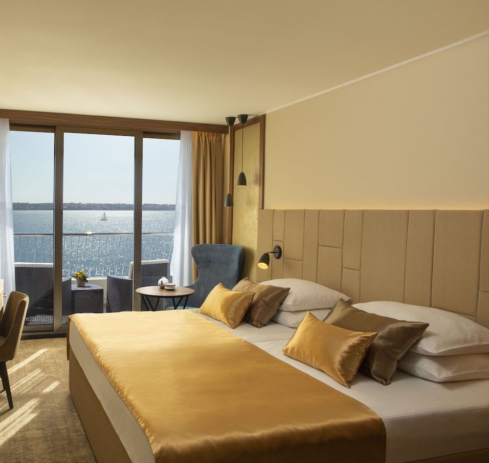Deluxe Double or Twin Room, 1 Bedroom, Sea View