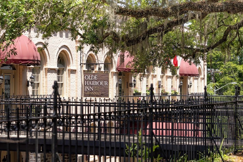 undefined Olde Harbour Inn, Historic Inns of Savannah. 6