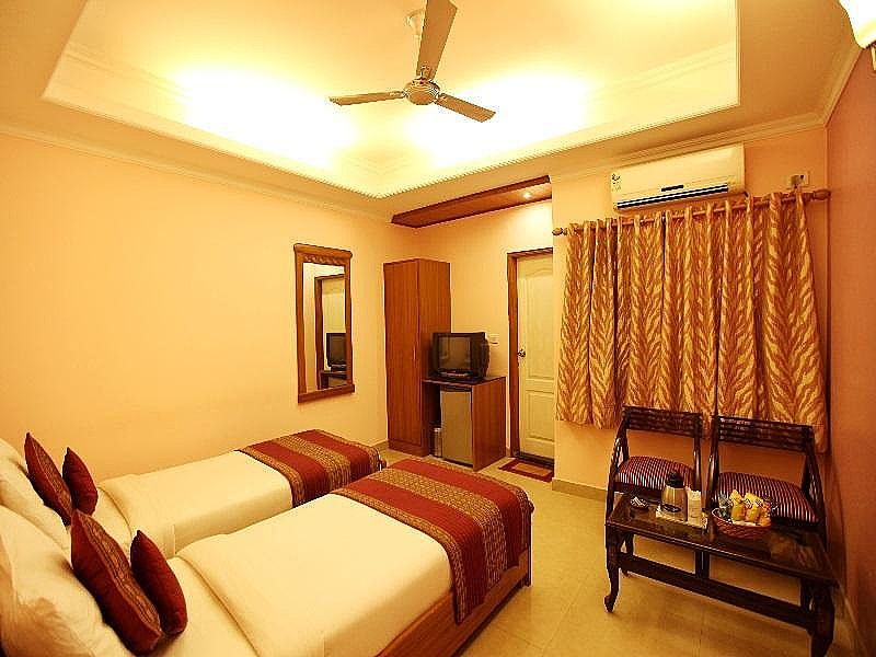 Le Seasons Superior Double or Twin Room 7