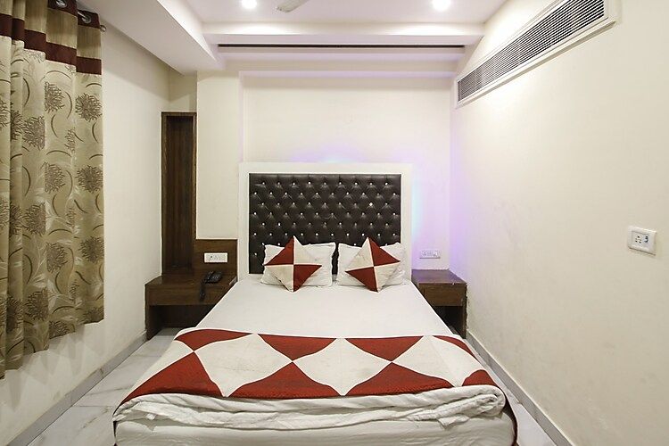 undefined Hotel Saffron Inn 5