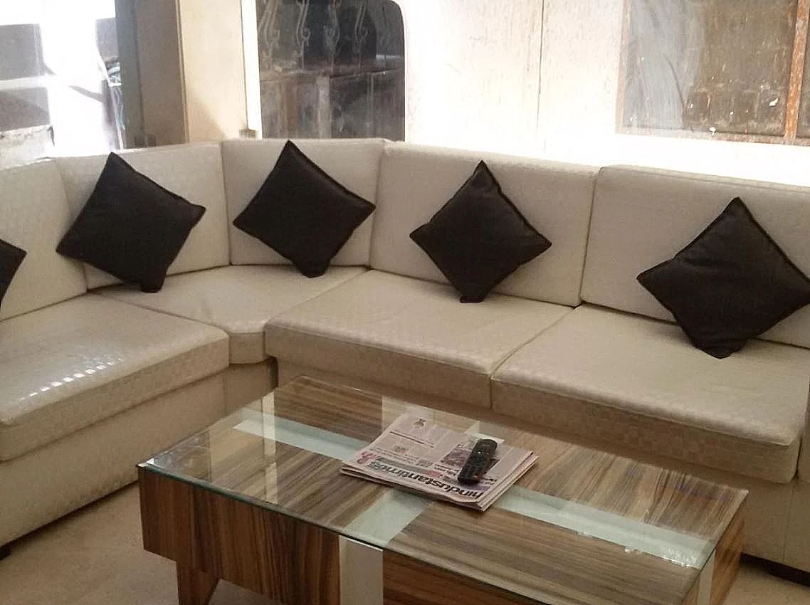 undefined Hotel Saffron Inn 3