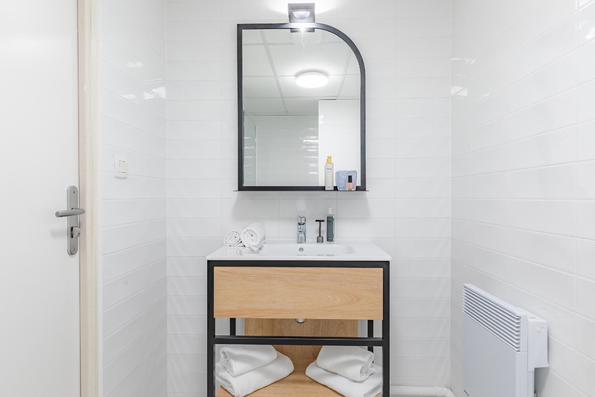 Standard condo 2 bedroom