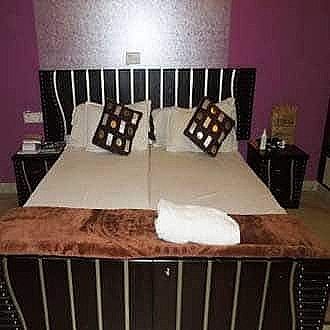 undefined The Royal Nest 6