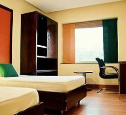 undefined Twin Bed AC Private Room with Ensuite Bathroom at Stops Delhi 4
