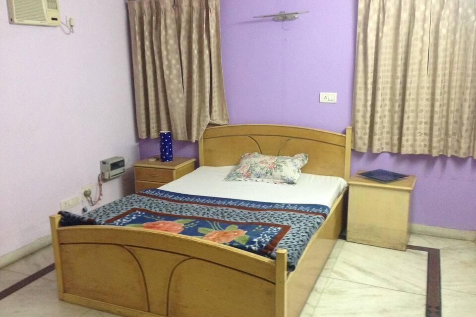 undefined Nice comfortable home next to metro station. Full privacy and good location 9