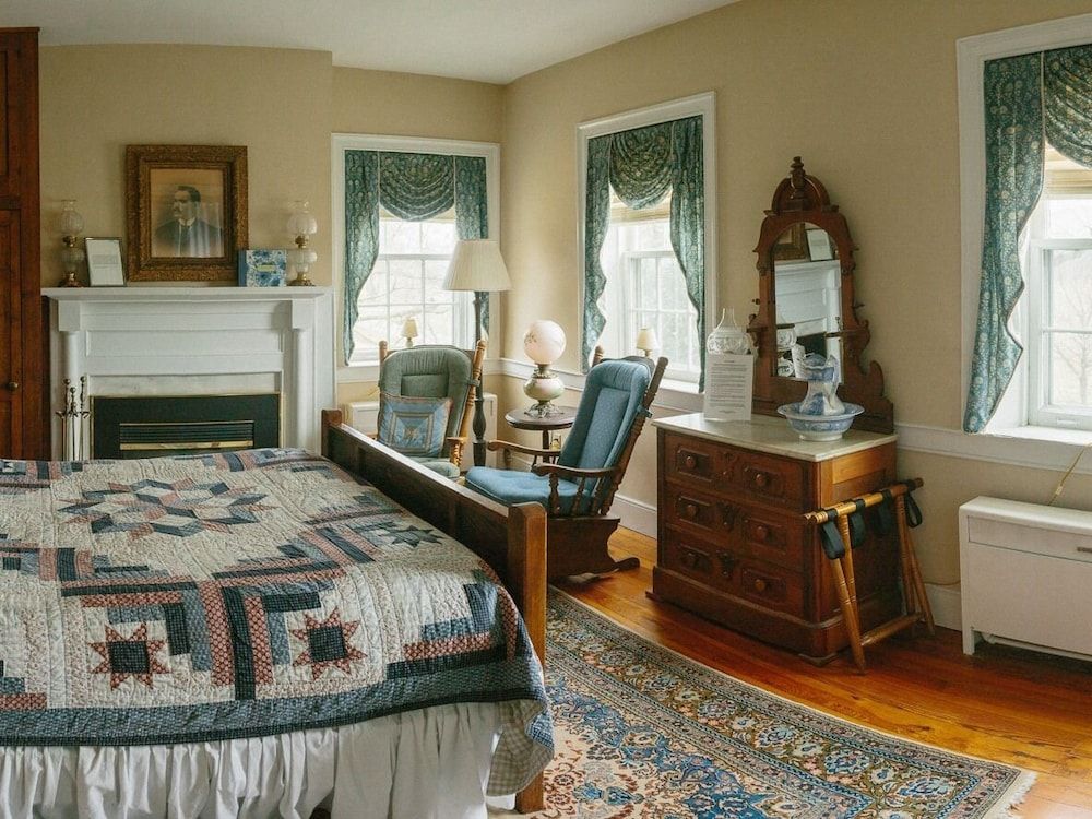 Cave Hill Farm Bed & Breakfast Standard Double Room, Ensuite (Uncle Charlie's Room) 4