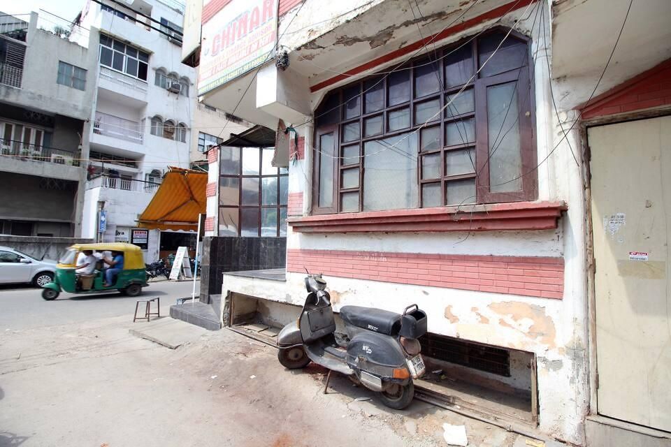 undefined Chinar Hunson 2