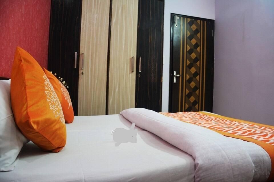 undefined Arcade Inn 5