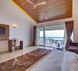 Rainforest Villas Executive Room 6