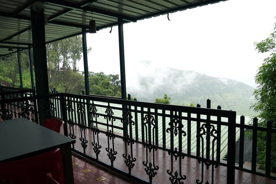 Super_Dlux_Room__(4)_GwmZKa