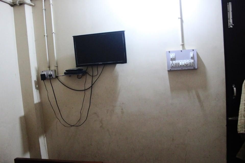 undefined Hotel Upaban 5