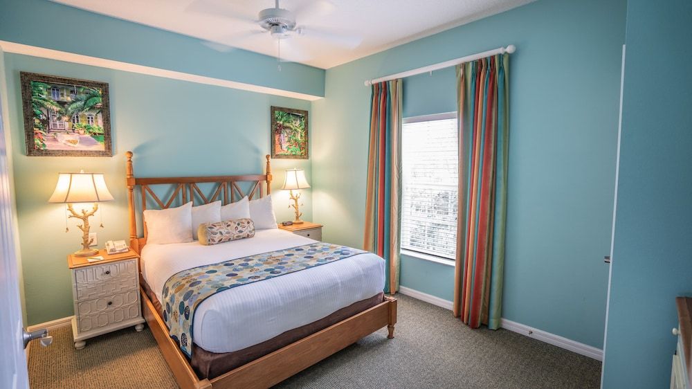 undefined Barefoot Suites 3