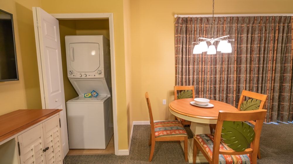 undefined Barefoot Suites 10