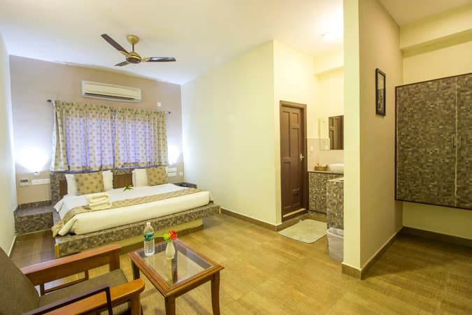 undefined Poppys Olive de' Villa 4