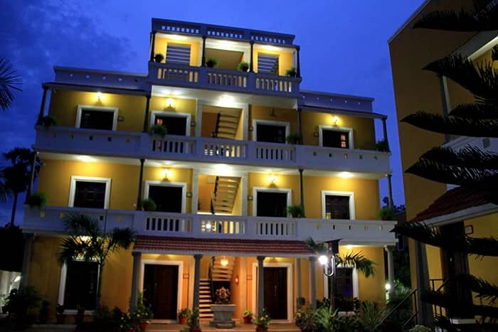 undefined Poppys Olive de' Villa 10