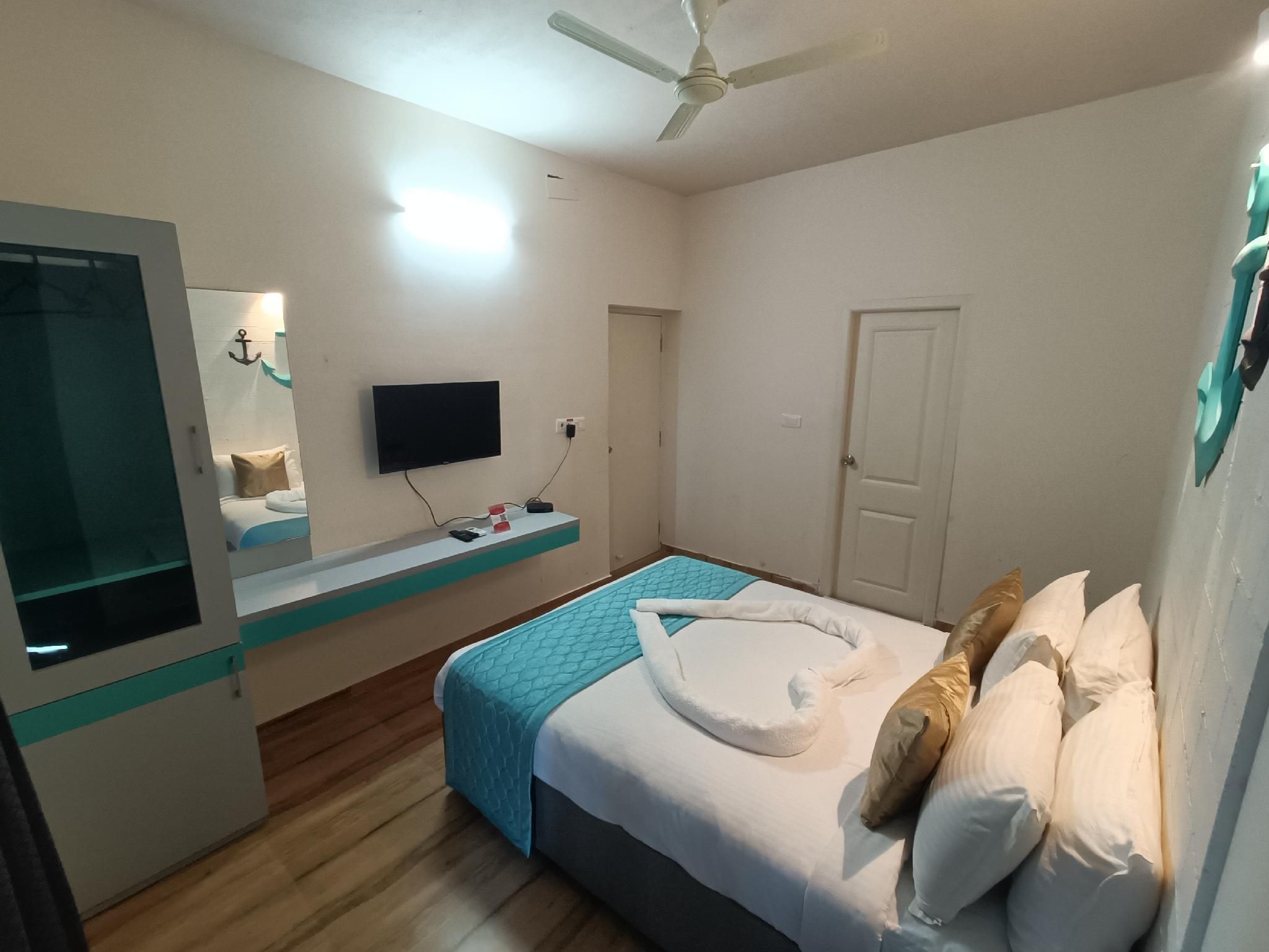 Family Villa Garden Room