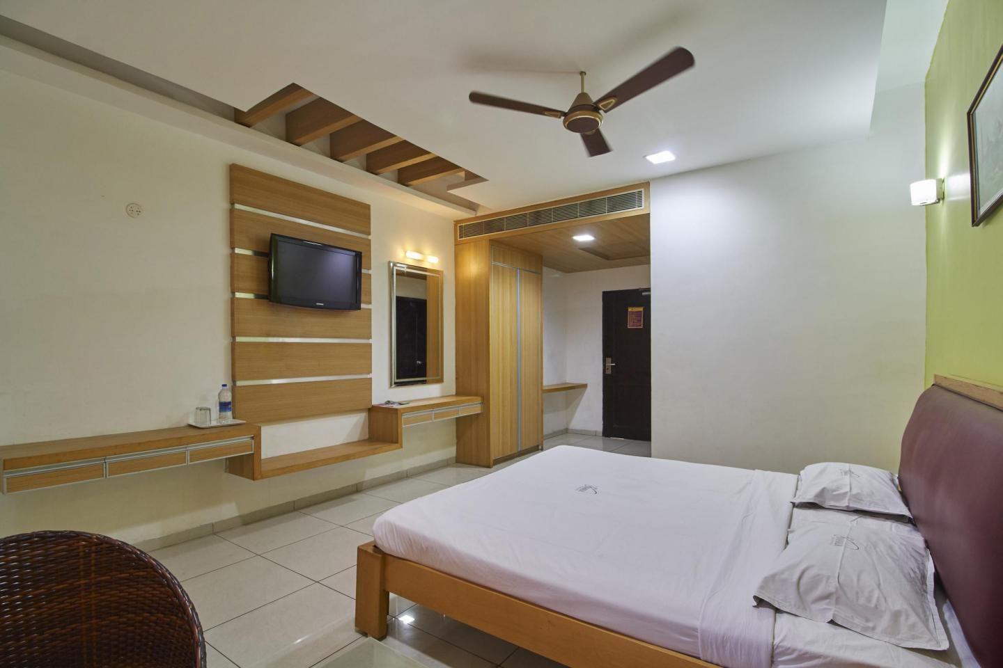 Executive Double Room - Kotak Insurance - YCHS