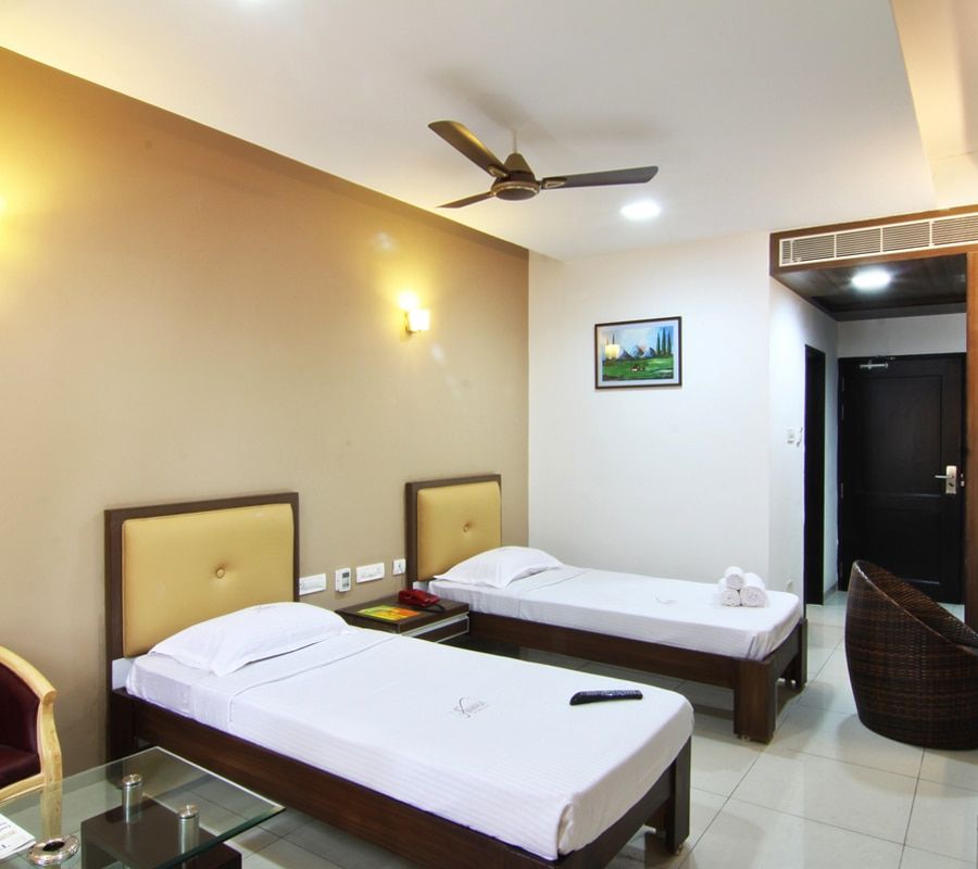 Hotel Annamalai Standard Double Room - Kotak Insurance - YCHS