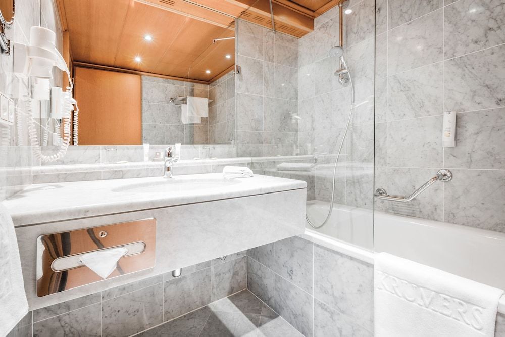 Krumers Alpin - Your Mountain Oasis Standard Double Room, Balcony 4