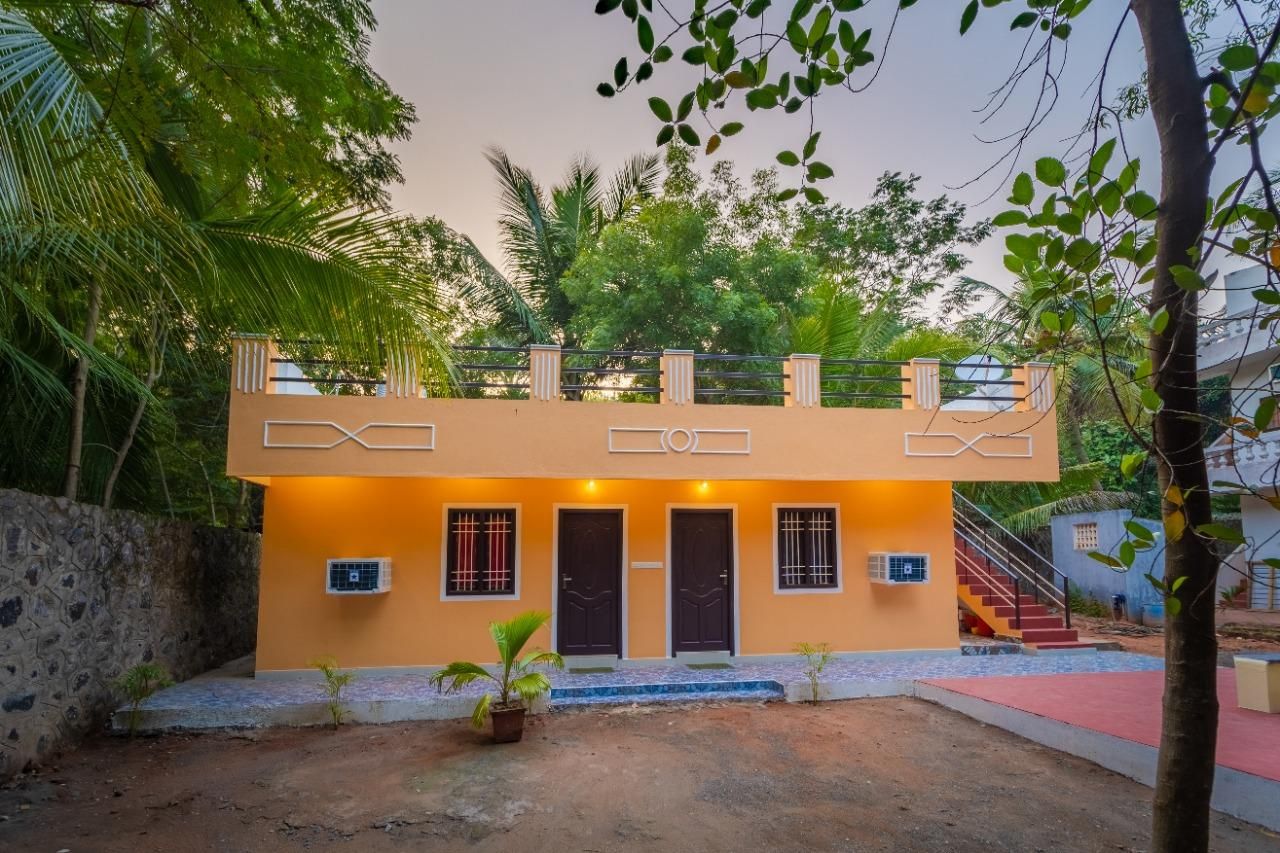 Aashikha Farm House
