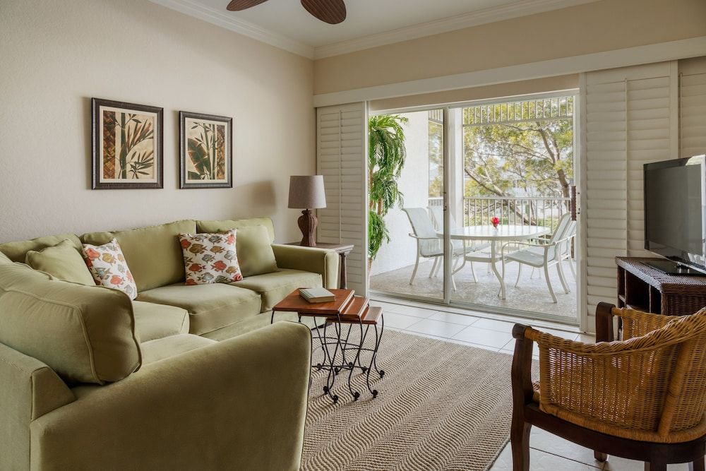 Deluxe Suite, 2 Bedrooms, Kitchen, Bay View