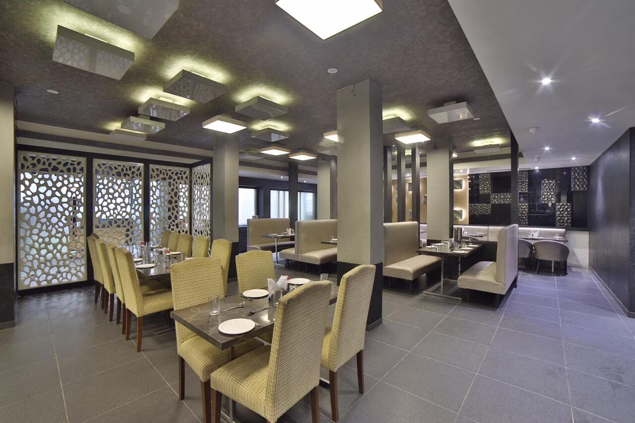 undefined Hotel President 4