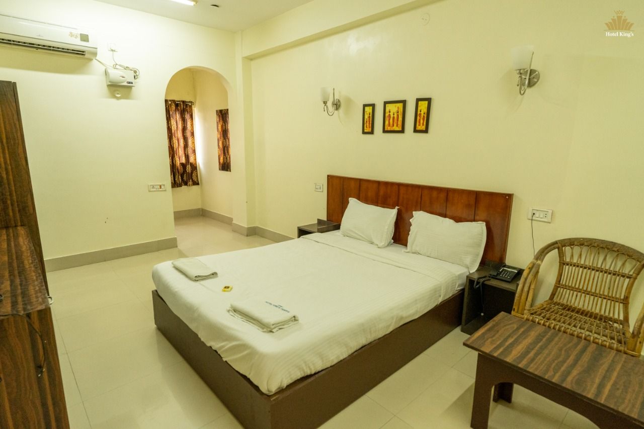 Hotel The King's Standard Room 2