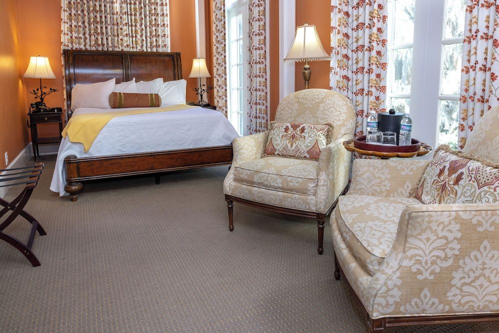 Eliza Thompson House, Historic Inns of Savannah Collection