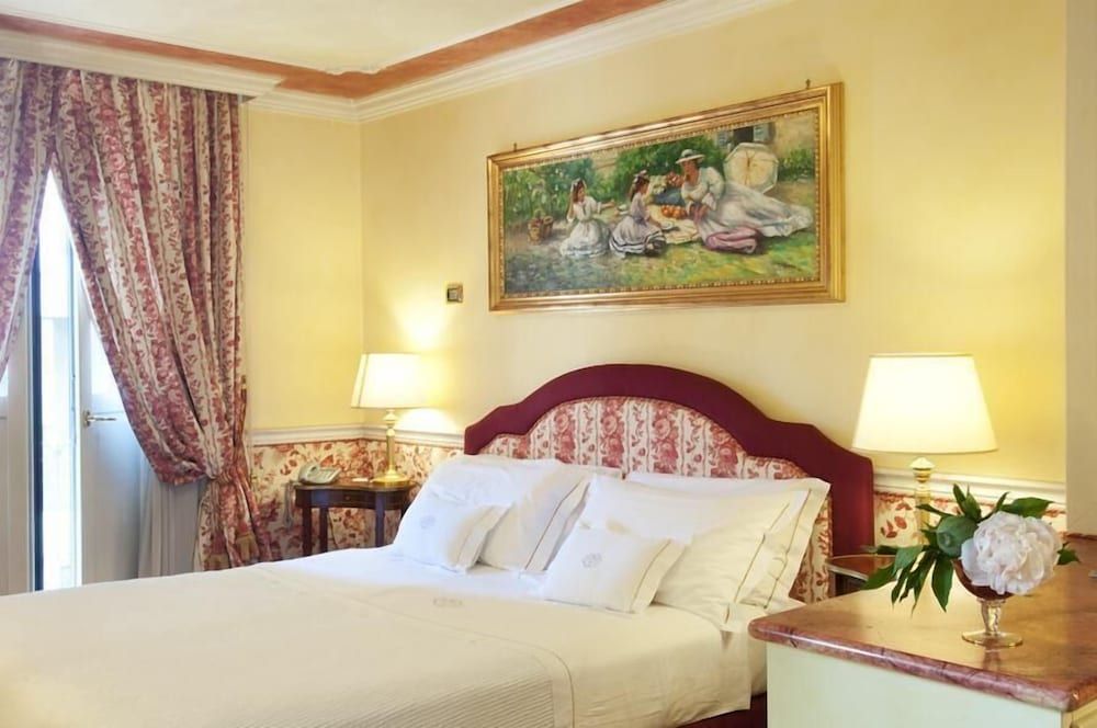 undefined Petit Palais Hotel De Charme 8