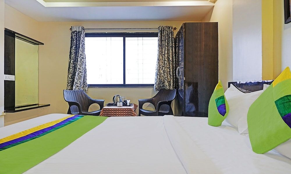 Itsy Hotels Chetan Executive Hadapsar Phursungi Standard Double Room 13