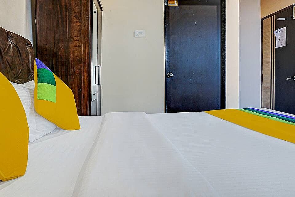 Itsy Hotels Punest Standard Double Room 17