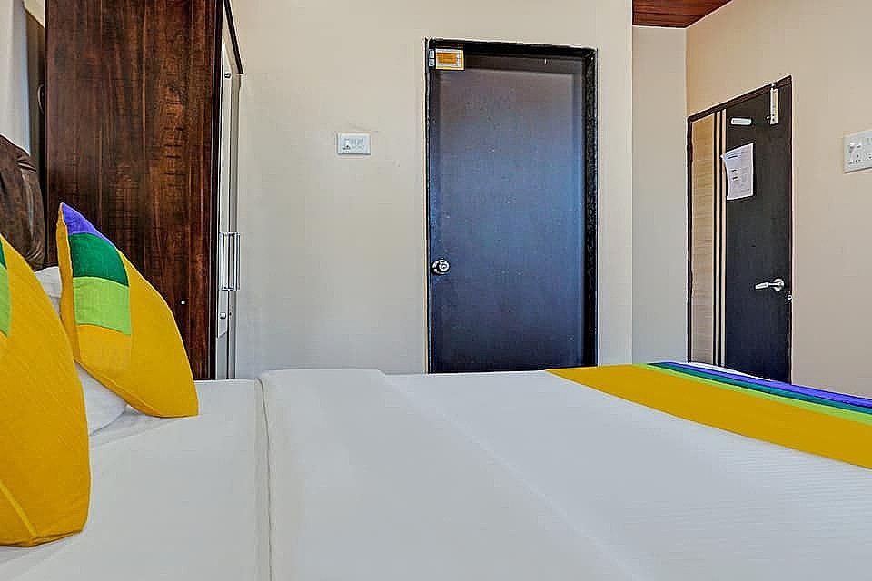 Itsy Hotels Punest Standard Double Room 22